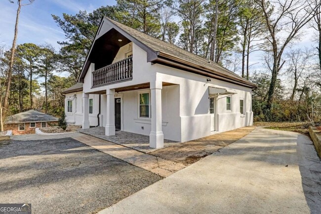 Photo - 1887 Shalimar Dr NE