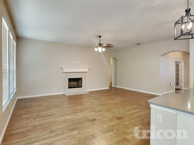 Photo - 330 Abbott Ln