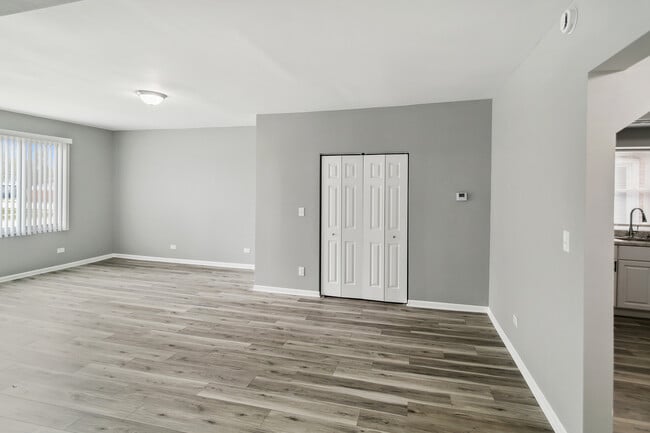 Photo - 9305 S Homan Ave Unidad 1