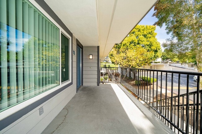 Photo - 1150 Meadow Lake Dr Unidad 06