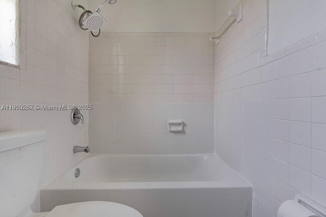 Photo - 805 NW 3rd Ave