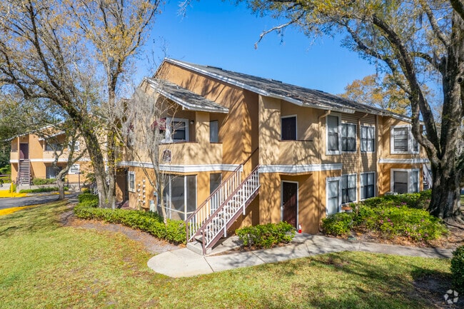 6900 Aruba Ave Temple Terrace, FL 33637 - The Park at Valenza