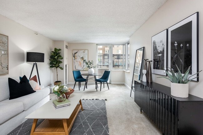 300 East 17th Apartments