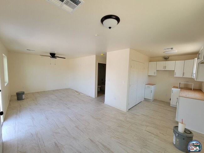 Photo - 933 Rockwood Ave Unit 1