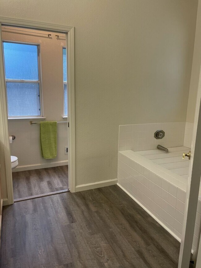 Photo - BACK UNIT STUDIO