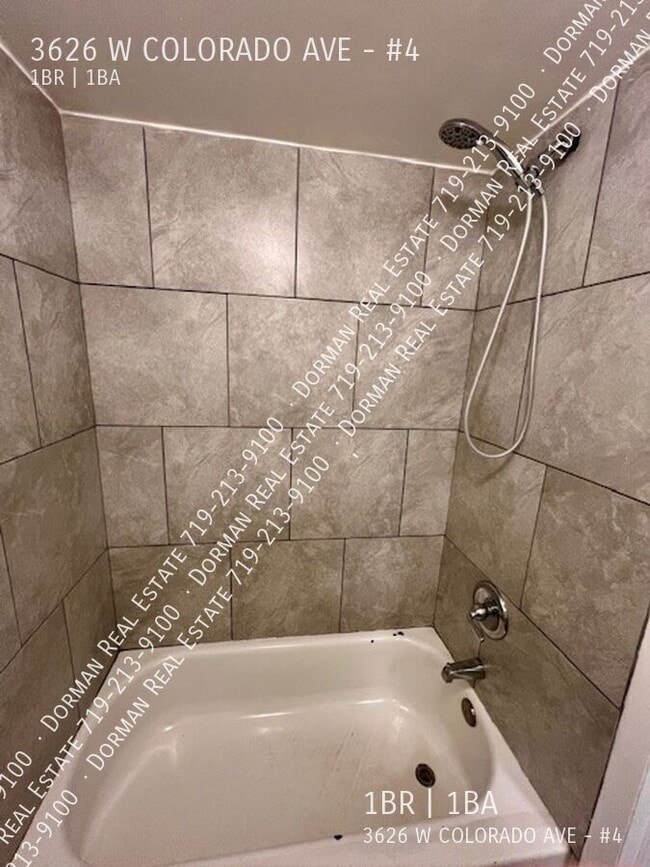 Photo - 3626 W Colorado Ave Unidad #4