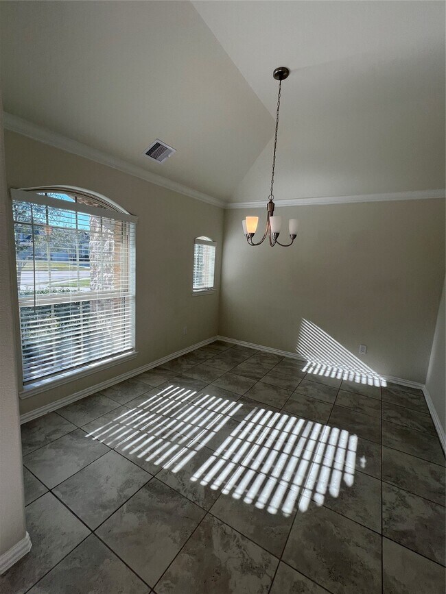 Photo - 4933 Spring Terrace Ln