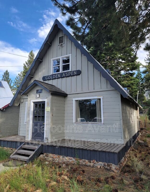 Building Photo - 1701 Old Mammoth Rd Unit #2