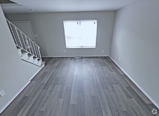 Building Photo - The Groves Apartments and Townhomes