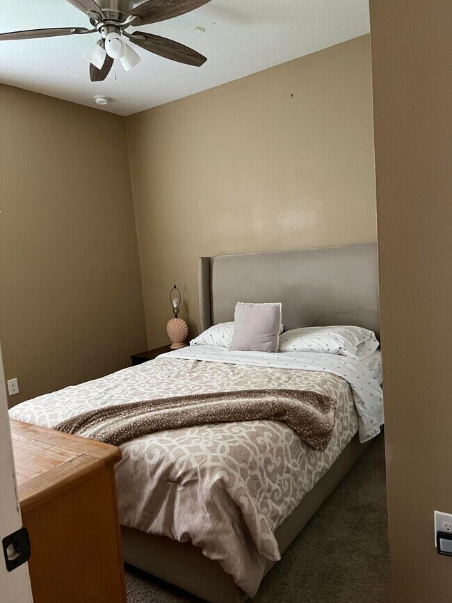 Photo - 139 Port Royal Ct