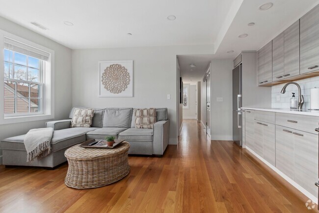 Building Photo - WINTER RENTAL: Portside Glimpse Unit Portside Glimpse