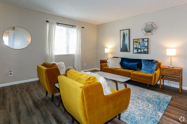 2 Bed/ 1 Bath Townhome - Model - The Legends