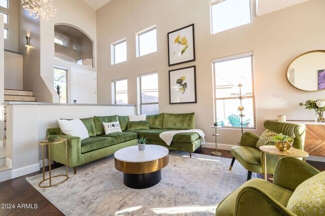 Photo - 3055 N Red Mountain