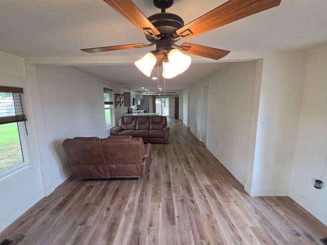 309 Holly Ave
