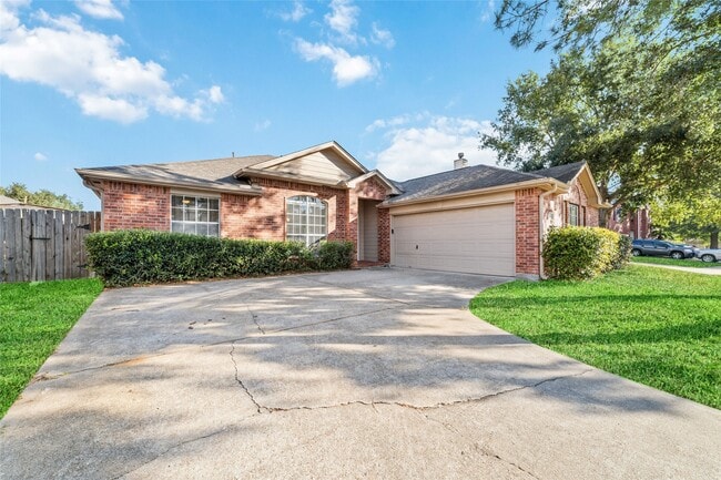 Photo - 19910 Cresent Creek Dr