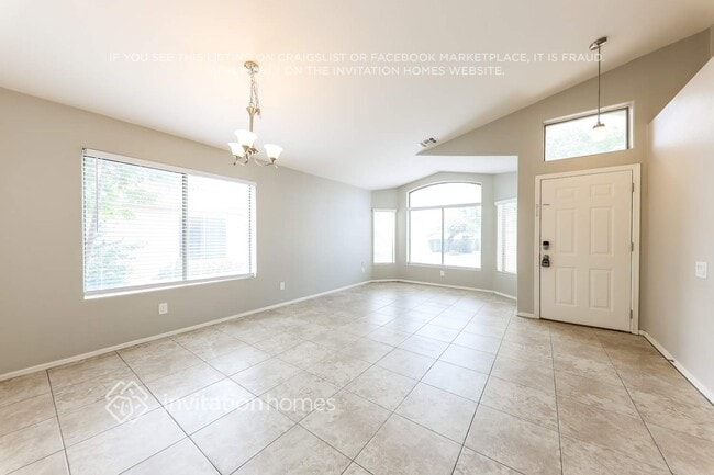 3034 E Captain Dreyfus Ave
