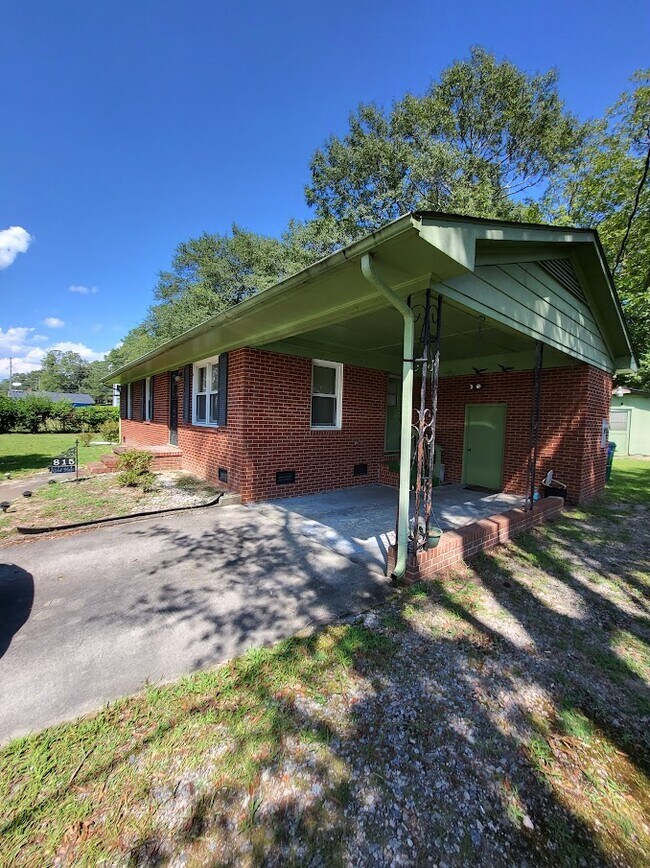 815 S Brake St Rental For Rent in Nashville, NC