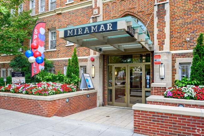 Building Photo - Miramar