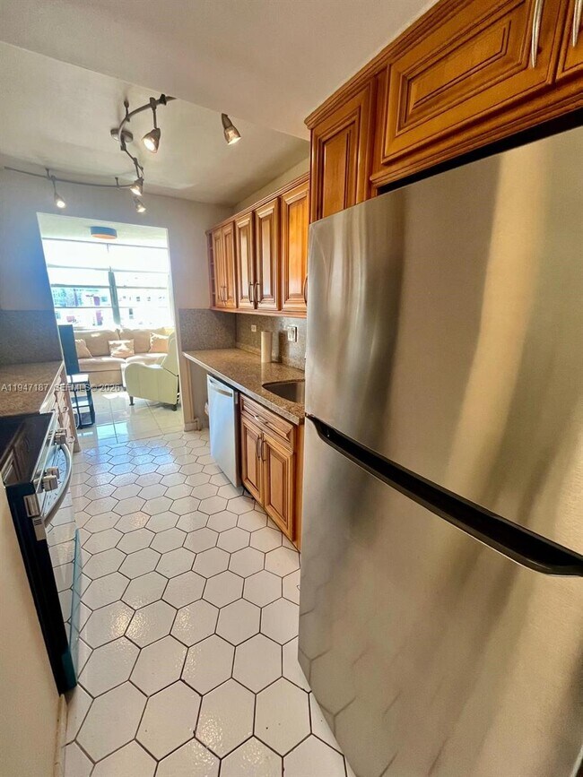 Photo - 251 174th St Unit 1714