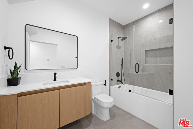 Photo - 839 1/4 North Detroit Street, Los Angeles, CA 90046 - 3 BR 3 BA townhouse
