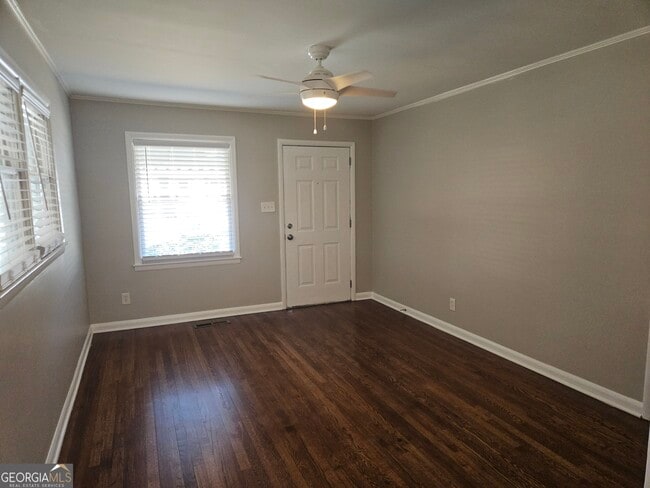 Photo - 520 Floyd Dr