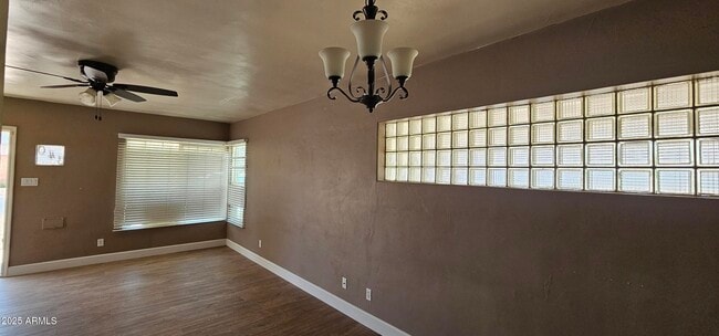 Photo - 340 E Virginia Cir
