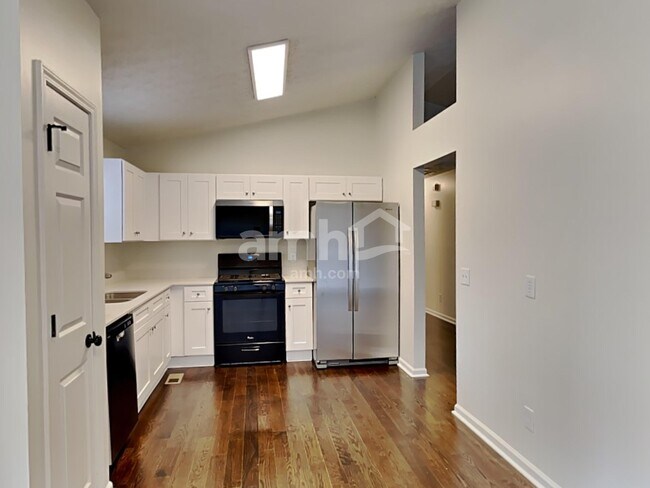 Photo - 6028 Woodcreek Dr