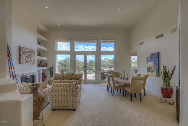 34125 N Boulders Pkwy