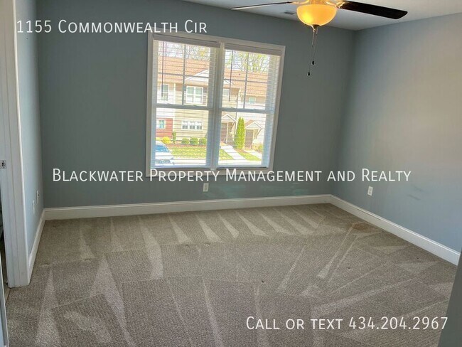Photo - 1155 Commonwealth Cir