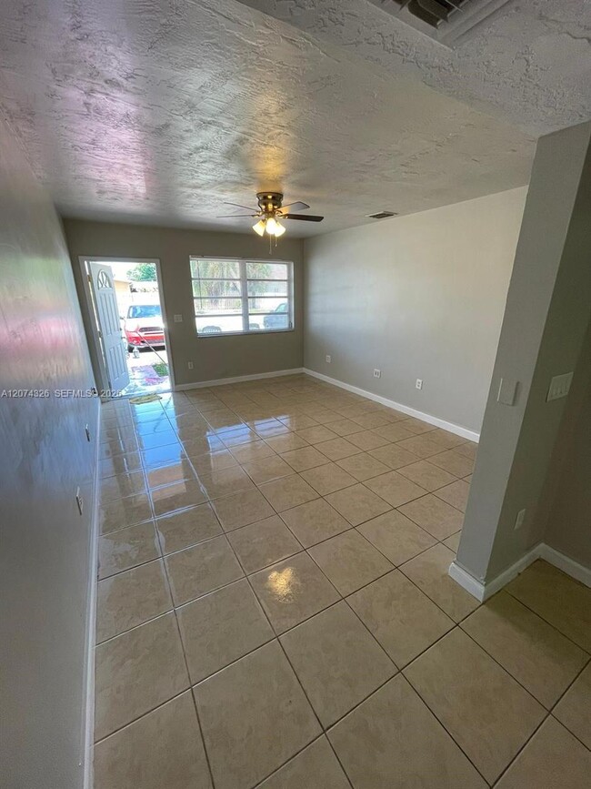 Photo - 1567 NW 60th Ave