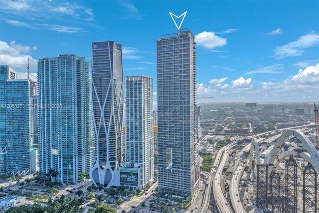 Photo - 1100 Biscayne Blvd Unidad 4308