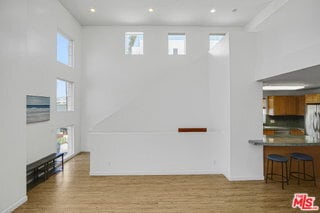 Photo - 120 Fleet St