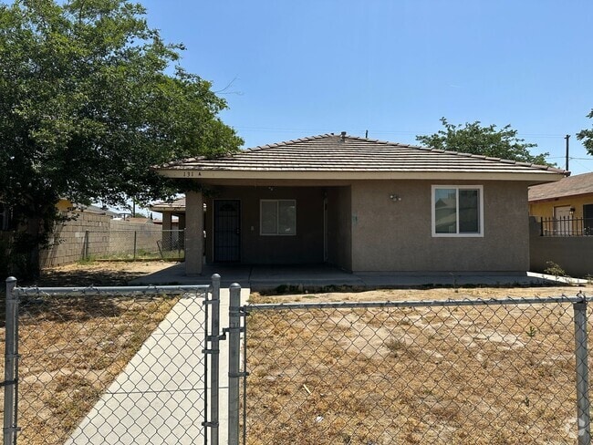 Building Photo - 131 S Owens St Unit A Rental