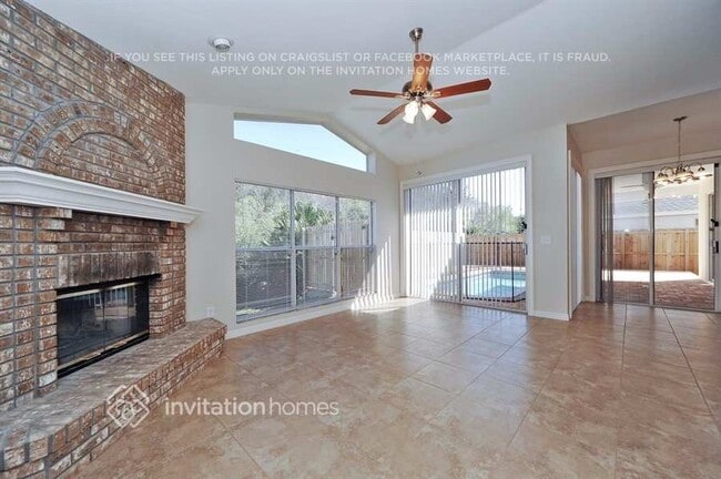 Photo - 1800 Wood Haven St