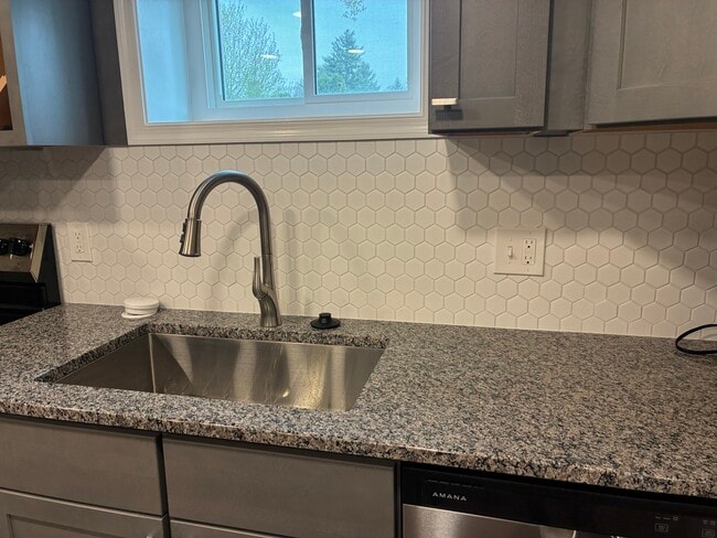 Photo - 1006 Willard Dr Unit Fully furnished apartment