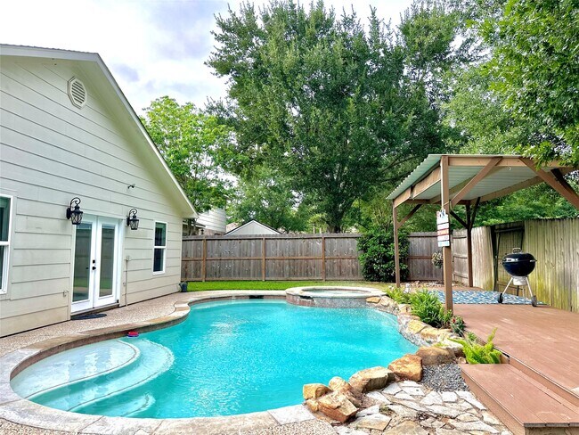 Photo - 24914 Aughton Ct