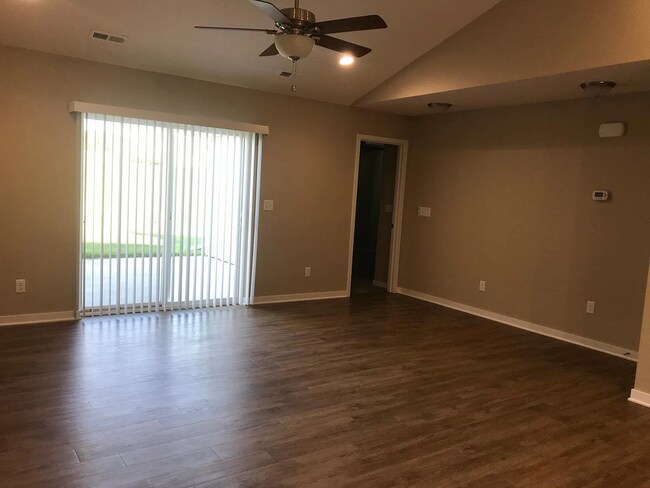 Photo - 1044 Augusta Dr