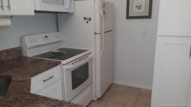Photo - 4428 NE Ocean Blvd Unit B1