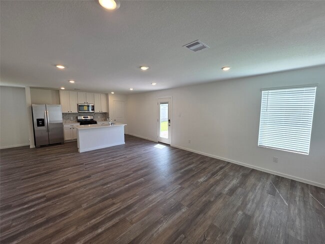 Photo - 40934 Seasoned Oak Ln
