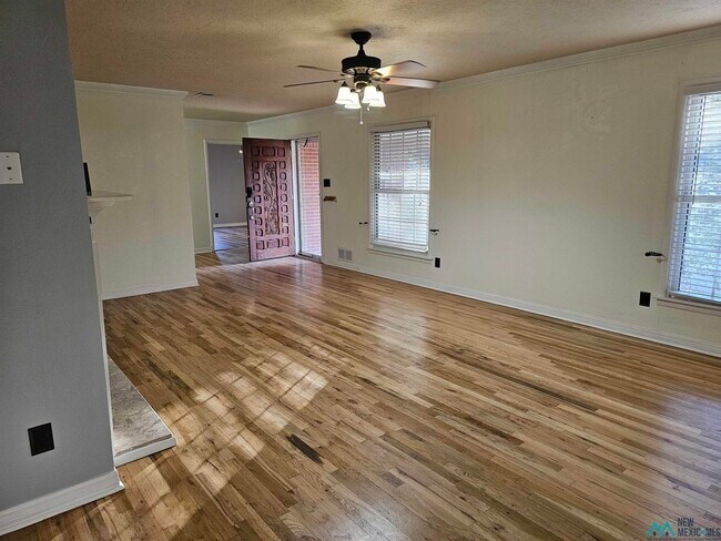 Photo - 2305 North Dr House