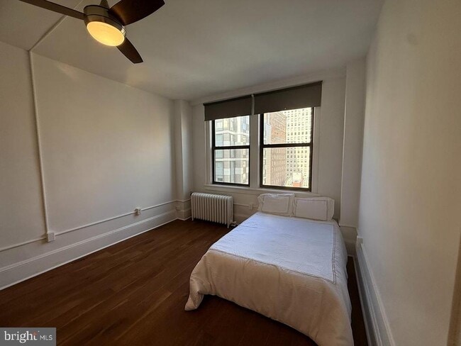 Photo - 1324 Locust St Unidad 1209