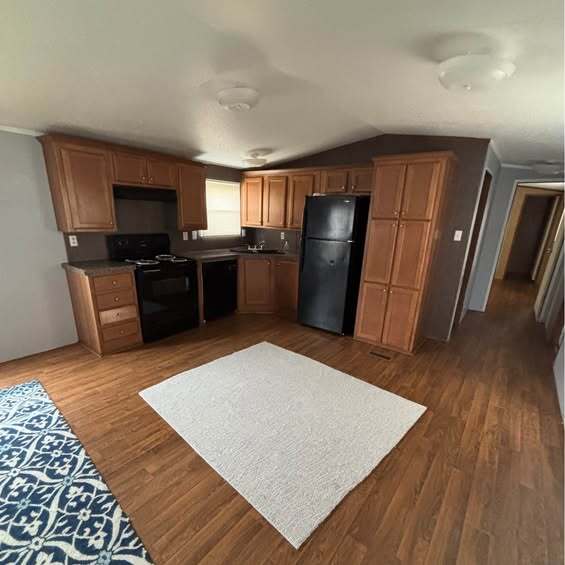 Building Photo - 7200 W Military Dr Rental