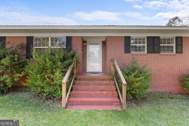 Photo - 202 Laurel Dr