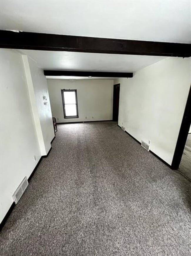 Building Photo - 403 Water St Unit 403 1/2