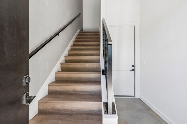 Photo - New Construction Townhome For Lease downtown Tampa, Ybor City, Gas Worx