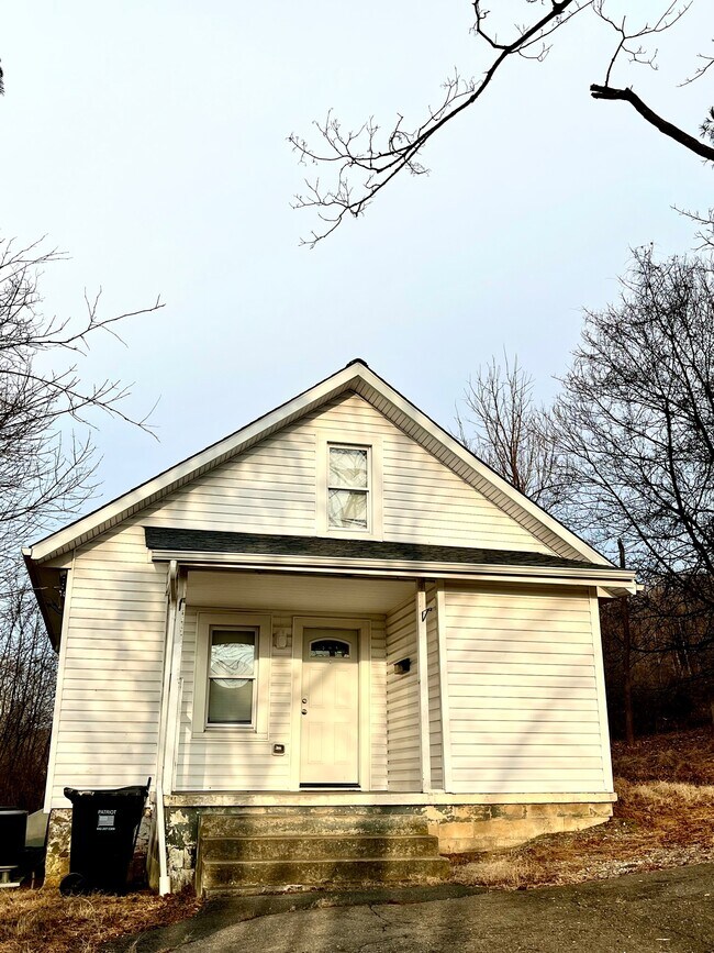Photo - 50 Rock Church Rd House
