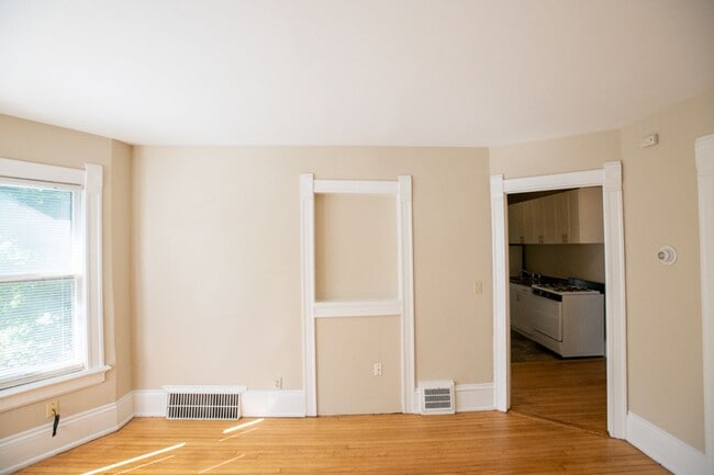 Photo - 2728 N Murray Ave Unit 2728A-Upper