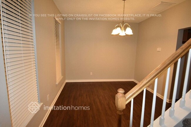 Photo - 4251 Barley St SW