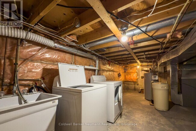 Photo - 14 McElderry Rd