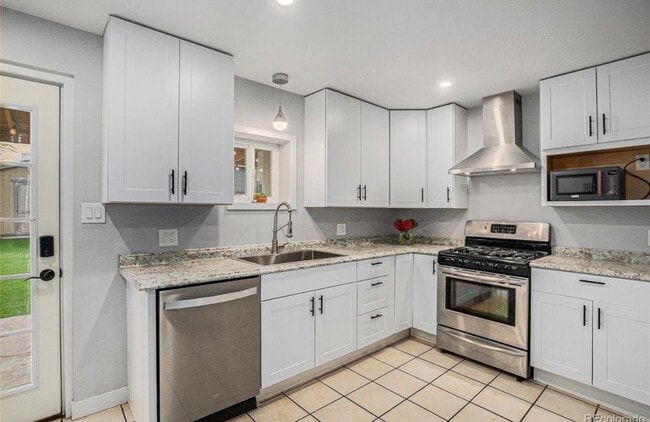 Photo - 1020 Kalamath St